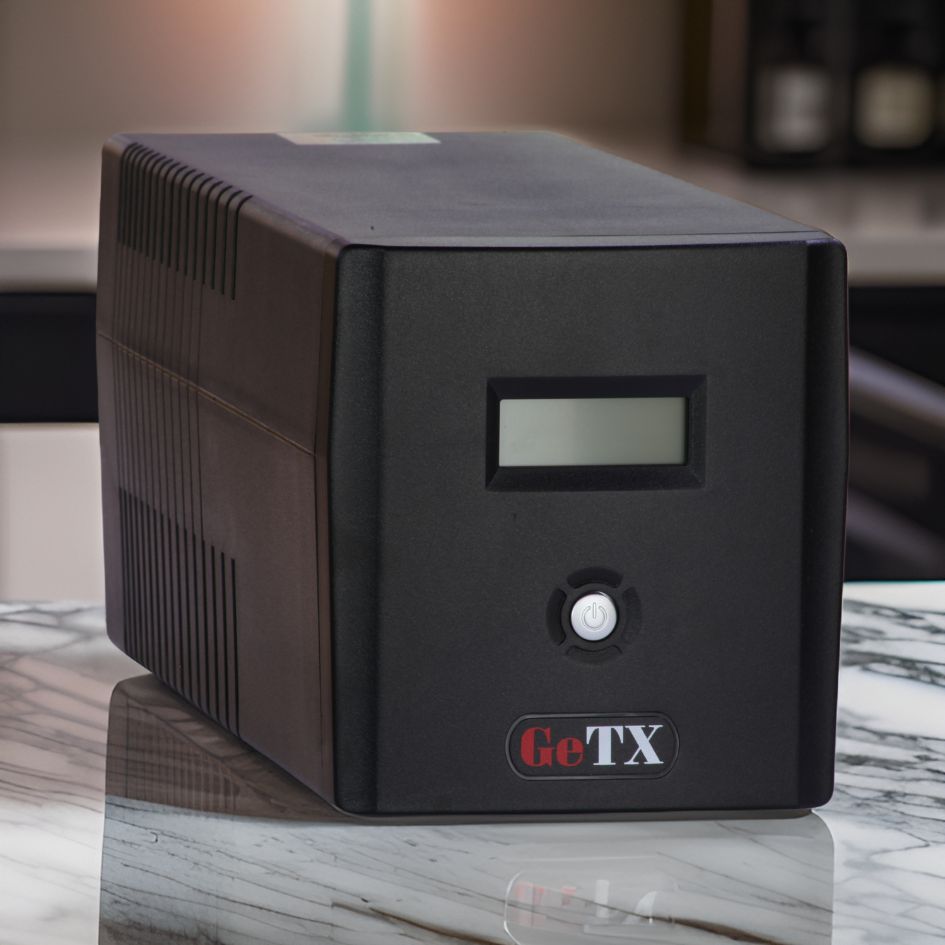 TJM UPS GeTX GXK-1000-C (1000VA, 1KV), Line interactive, LCD Battery 12v-7a *2