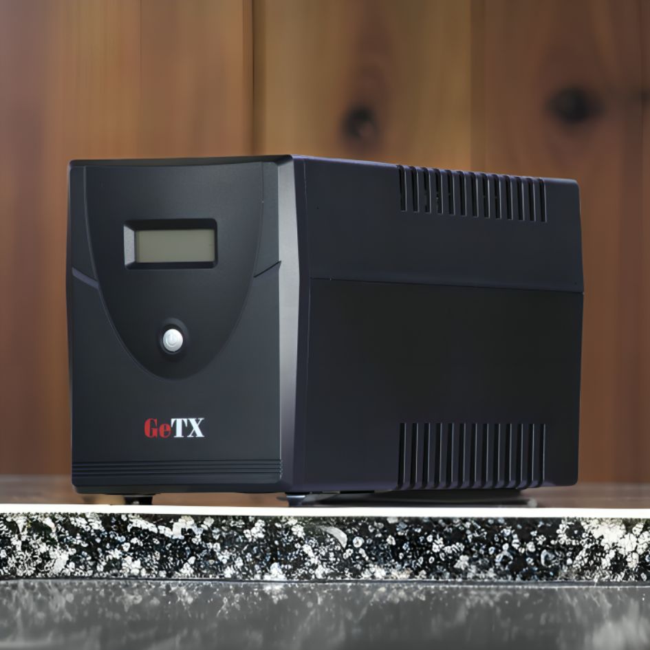 TJM UPS GeTX GXK-1500-C (1500VA, 1.5KV), Line interactive, LCD Battery 12v-9a *2